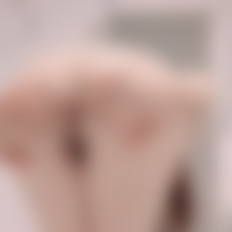 穴が丸見えだよー♥️🙈💦