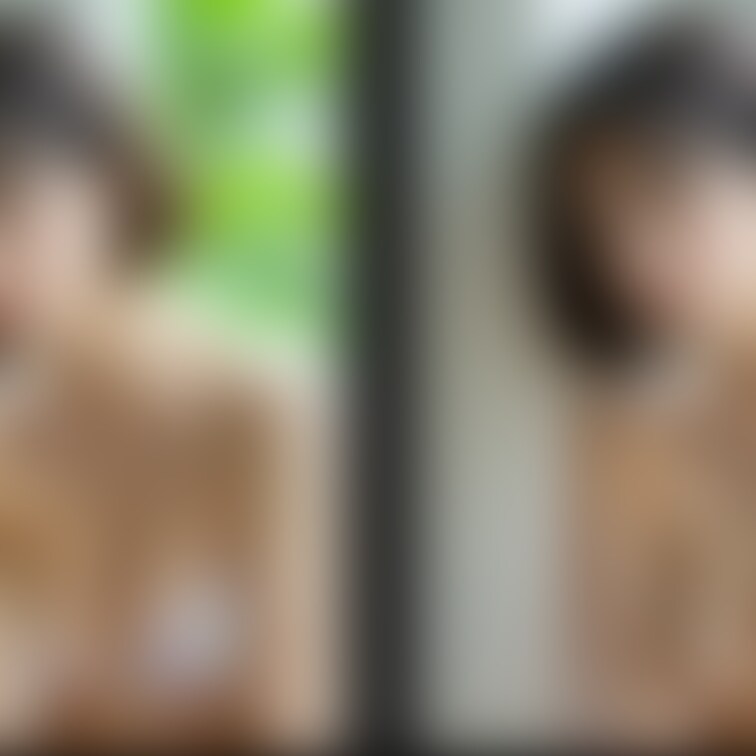 着衣と脱衣を並べた画像です。画像№658