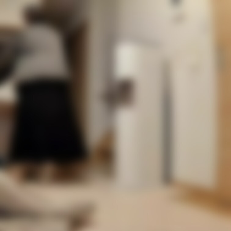 【ペットカメラ】保育園に迎えに行く準備をするシングルマザーちひろ。
普段の日常も配信中。