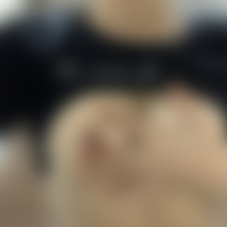乳首見せちゃったよverです（笑）

今日も良い1日になりますように💕