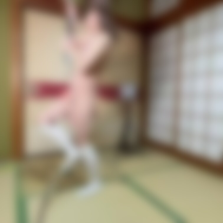 【ポールオ◯ニー】ポールダンスかと思いきや、ポールにアソコを擦り付けて、冷たい気持ち良さと一緒に勝手に、オ◯っちゃいます