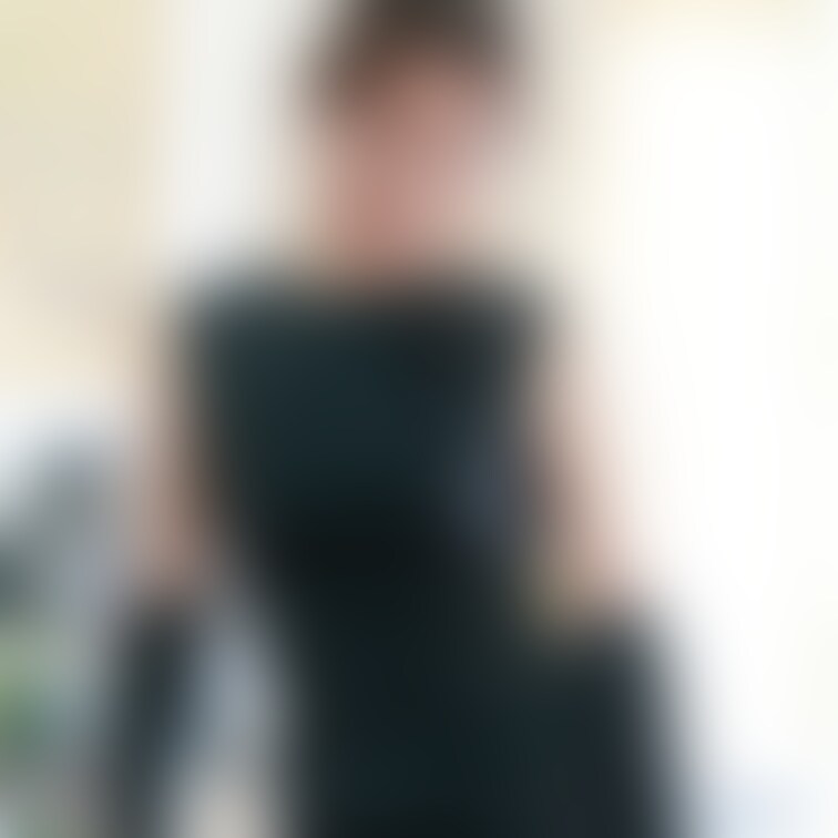 ボンテージのコスプレ
M男さんには気に入ってもらえそう♡