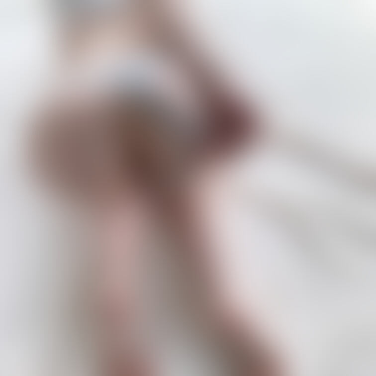 ずらすとこんな感じ…///