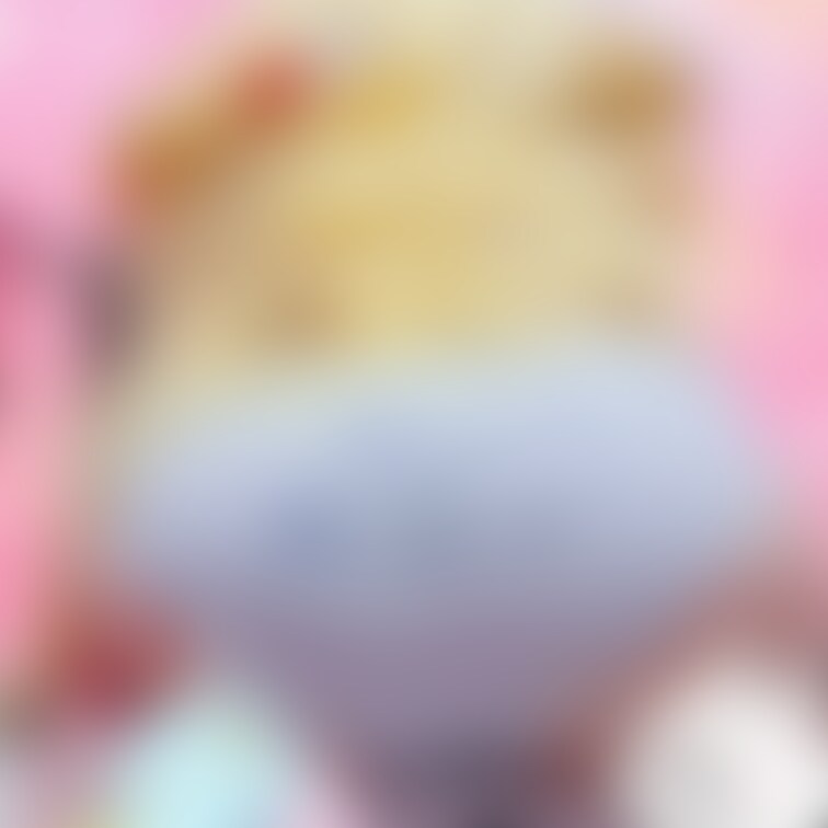 キャラクターパンツを履くしろのお尻です。
ツイッター投稿用なので同じアングルばかりですみません。