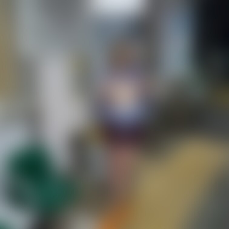 無人駅で🤭