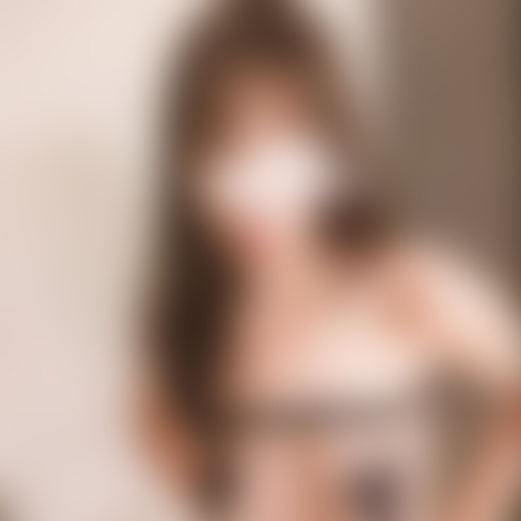 ファンの方にプレゼントしてもらった衣装で撮影しています😆
奥さんもノリノリで撮影してる感じを感じ取ってもらえたらうれし