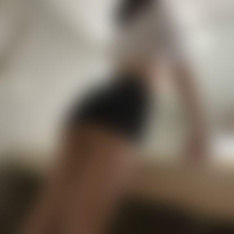 頑張ったご褒美、、、
愛揶、、のぉ、、お尻で、、癒してね。。。