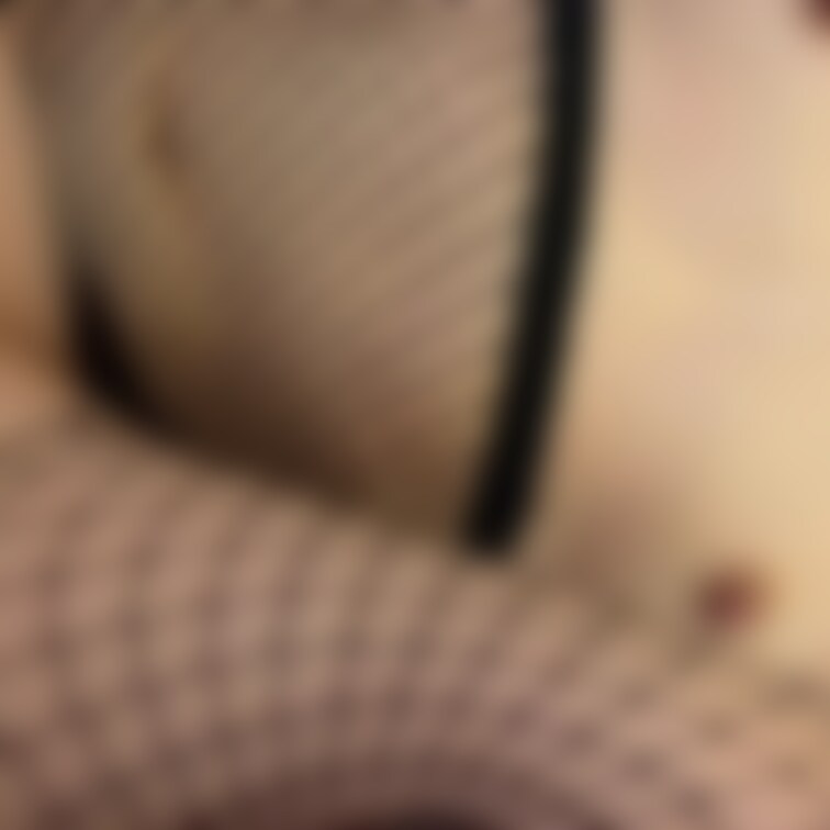 全身タイツのM女
正常位で逝ってしまいます。
