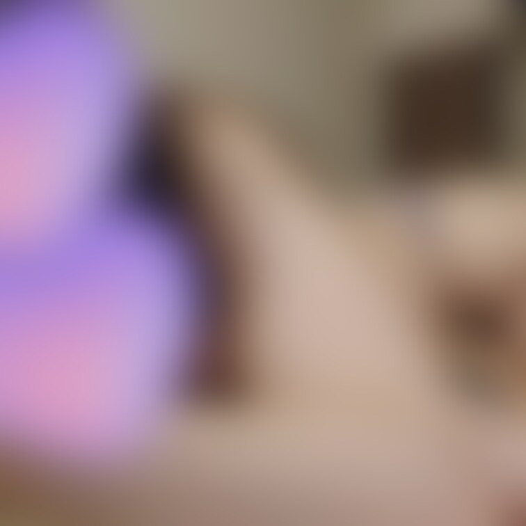 ANちゃんに押しつぶされる🤭笑

ANちゃんのお尻🍑
弾力すごいよ
バインバイン跳ね返るお尻( ¨̮ )💕