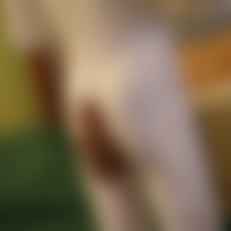 【イケメンペイント】ダイジェストver.
華奢な男の子が絵の具まみれになってくれました！
自分から絵の具を頭からかぶ