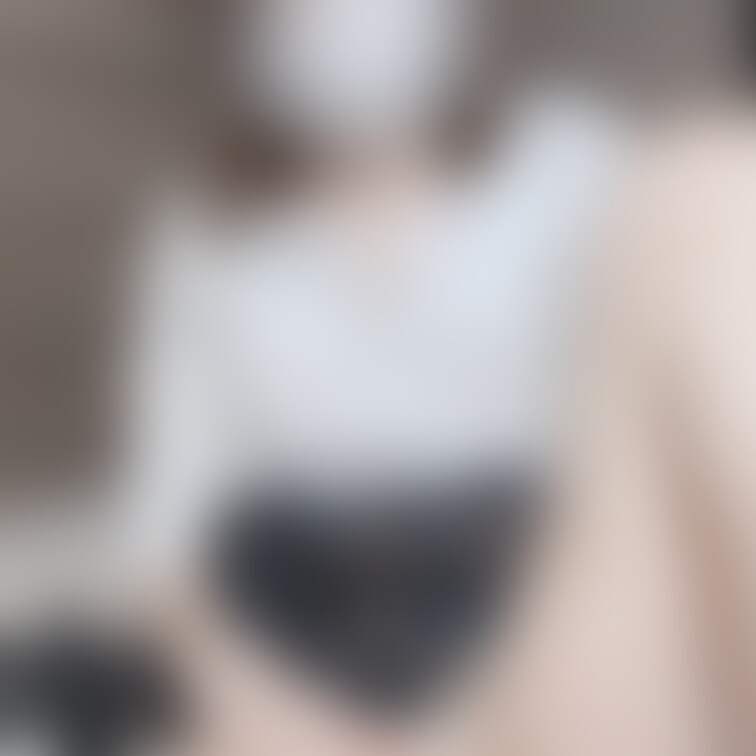 服着たままズブって挿れられるのが最近好きなの~♥︎