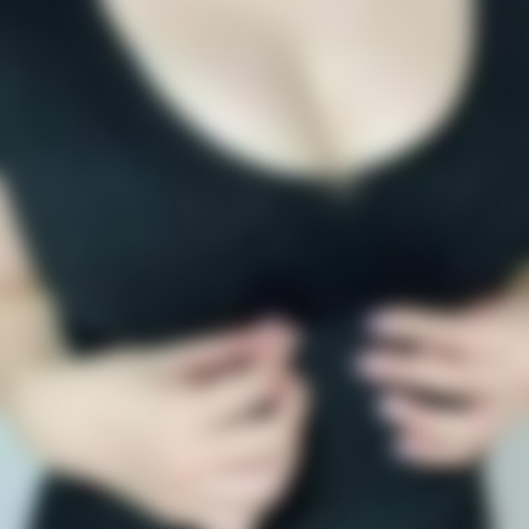 このブラ久しぶりにつけた🐯
派手だから脇からはみ出ると
めっちゃ目立つねｗ