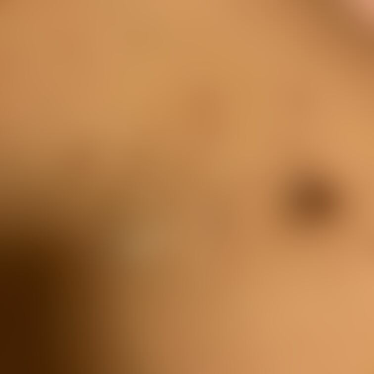 女の子の日も終わって久しぶりに旦那と❤️❤️❤️
昨日は久しぶりで夢中になっちゃって動画撮れなかったので中に出してもら