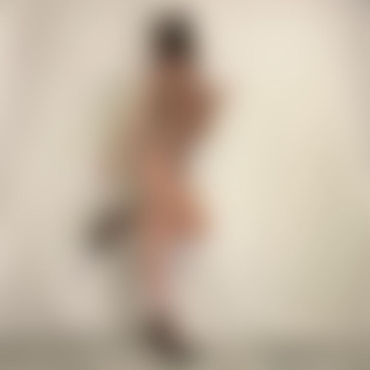 📸ヒョウ柄タイトワンピ①

ちゃす👋

今日からは新作のヒョウ柄タイトワンピの投稿を始めるよ✨

あみあみ＋
