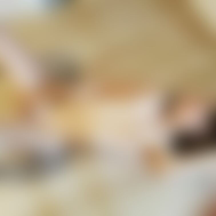 りりさんの全裸パーティーの時のゲームに負けた罰、オナニー姿風の画像公開です。全裸パーティーの詳細はX「関西混浴倶楽部」に