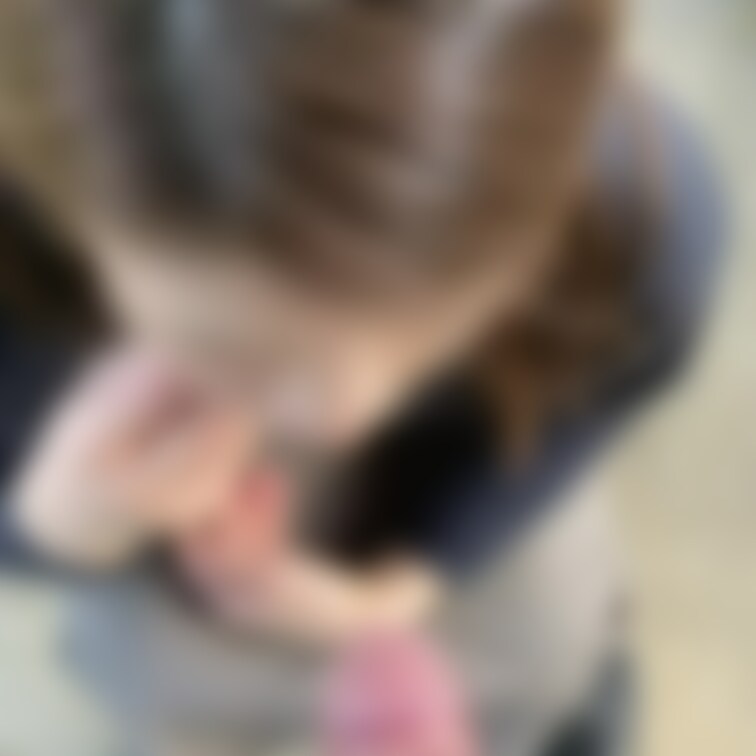 外でペロペロ💕
最後は人に見られていて振り返って終わりなので短いです😂
同じ日の別バージョンも更新します💕