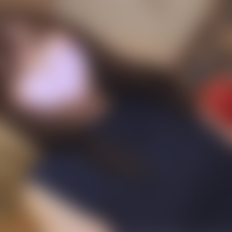 感じると乳首が反応しちゃうぐらいセックスが好きな「Fカップ」塾講師


真面目な塾講師さんの裏の顔、、、
無類の