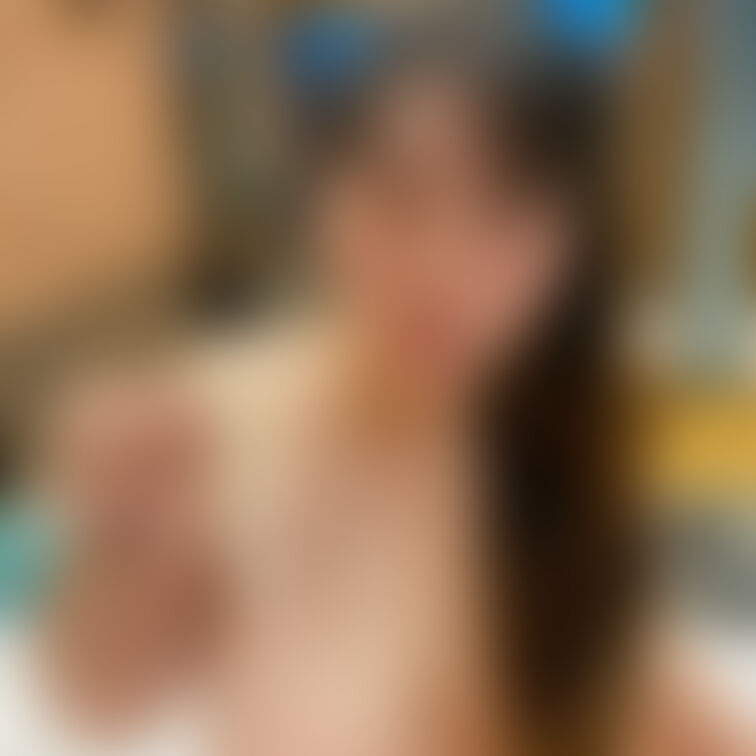 1時間で6回した時の顔です。。。

男性にビンタで起こされて、フラフラとしているときに撮影したものです。

あま