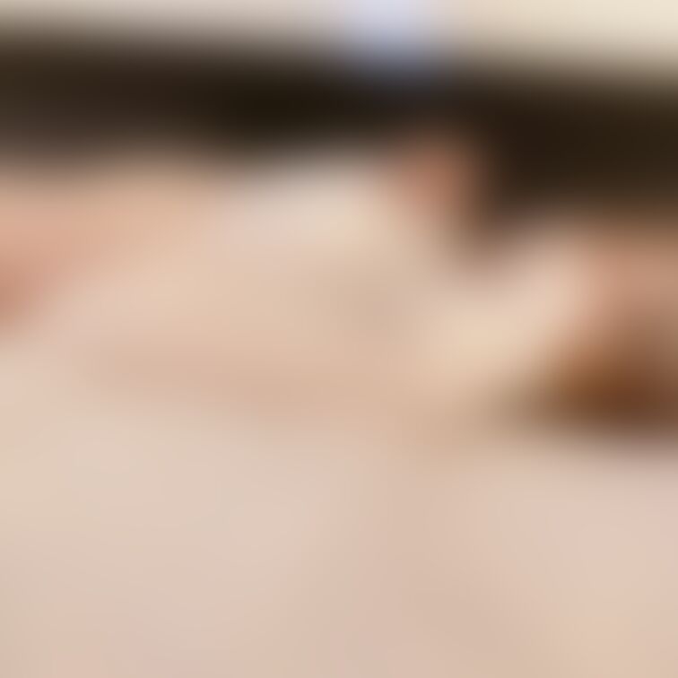 ちっぱいなのは内緒🤫