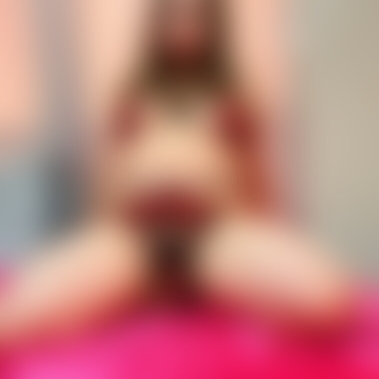 あやかです🐣
自分で言うのもなんですがヤリマンちゃんです😝
色んな人とエッチしたり色んなエッチのプレイを楽し