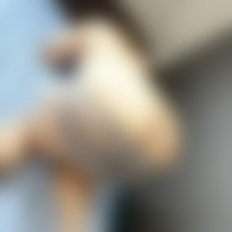 バックから入れて欲しいの♡