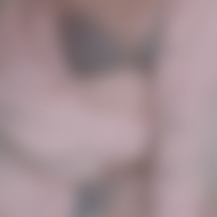 みんなって何色の下着が好きなの〜?( ՞⸝⸝> - <⸝⸝ ՞ )🍒