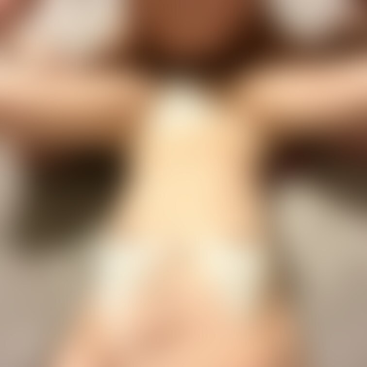 5月31日（土）19：00🌟配信予定🌟
マイクロビキニ着ながらセックスで2回連続アクメ🥰
子宮を激しくピストンするた