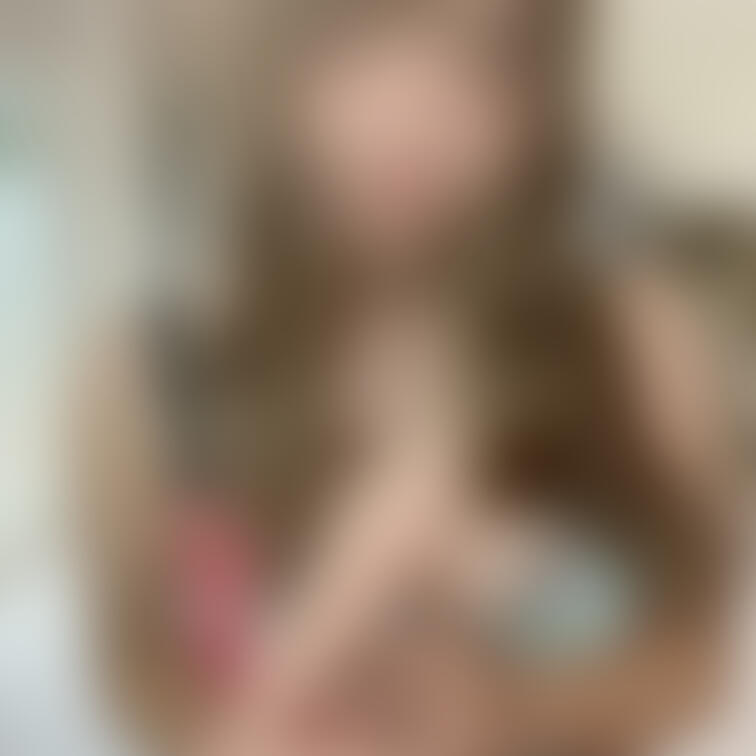 みるくのフェラ動画、どうだったかな？💓
おまけの顔ぼかしありのディルド咥えてる自撮り集も撮ったので見てね💓💓

激
