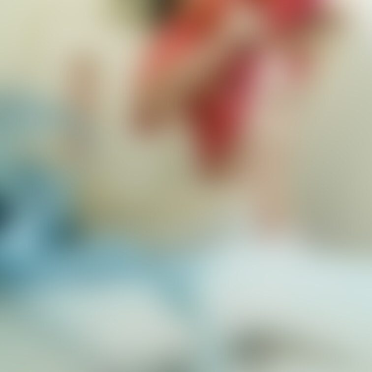 朝の洗面はやっぱりエロいよね
やっと見れたぜ、あかねのおっぱい!
ちっぱいだけどかわいい
俺の○○○「あかね」