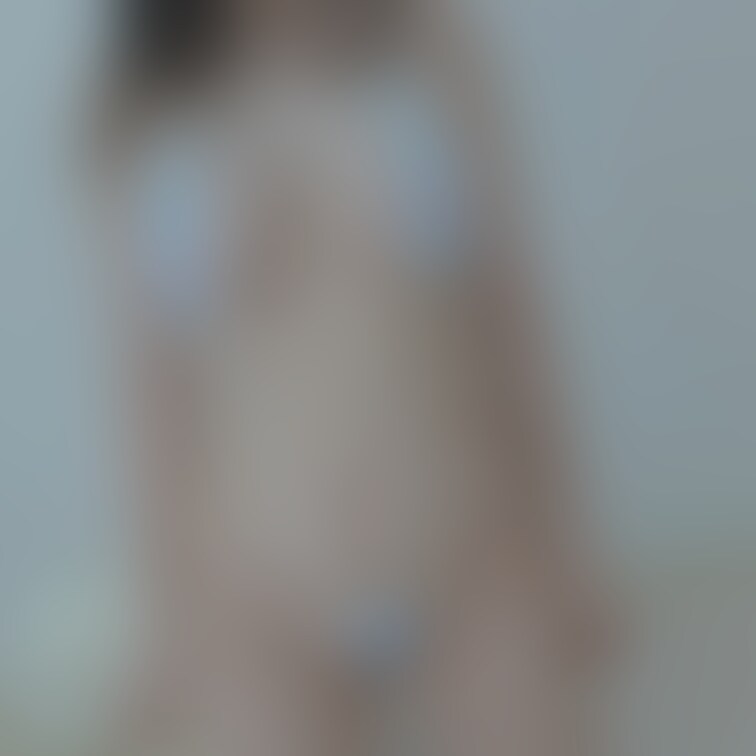 可愛いうさぎさんのマイクロビキニ🐰🩵🐰🩵🐰🩵🐰

今日は①だよ〜〜
明日はもっとはれんち…🩵