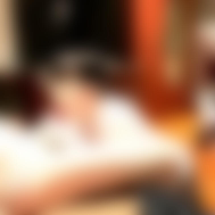 上目遣いでいやらしい舌使い（サービス◎）

障がい者向け高級射精サービス「ホワイトハンズ」を不正利用して○○○した動