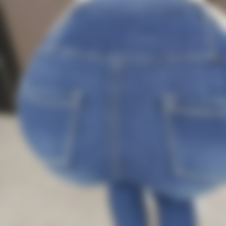 おしりフェチ専用動画🍑
初めておしりがたくさんドアップで映る動画を作りました〜！

お家に家政婦さんが来て掃除して