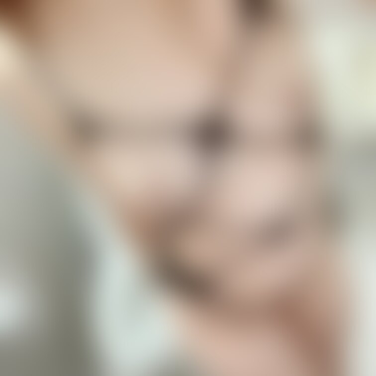 🌺Smileぷらん🌺

出かけた先の‪🚽で💞
ワンピースの下にあみあみ着込んでお出かけしたの🤭
ノーパンだし、え
