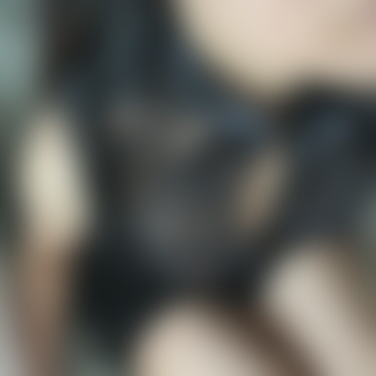 脚と腕と色々‎🤍🧡𓈒 𓂂𓏸