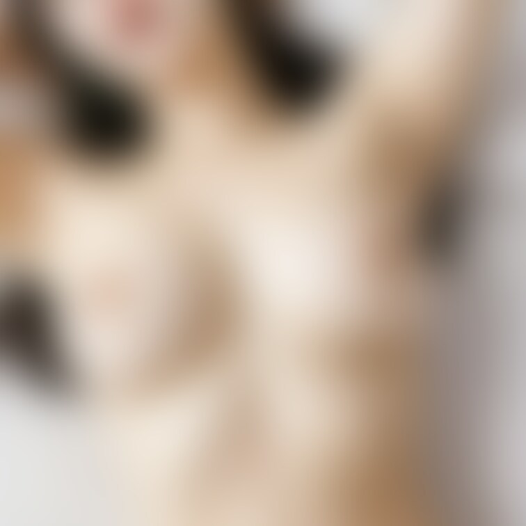 【主観正常位写真集】右下の全画面ボタンを押してご覧ください。