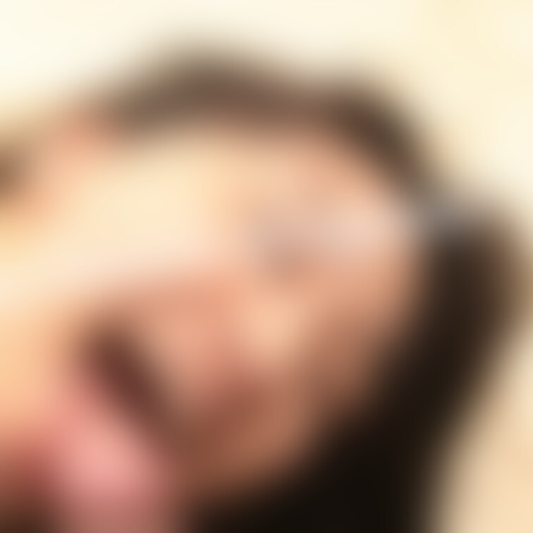 笑顔でフェラ