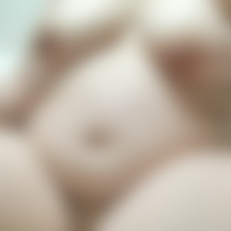 おっぱいとお腹のお肉が落っこちそう