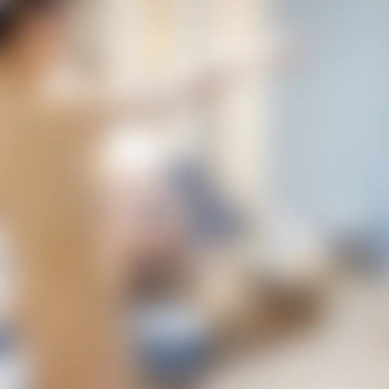 りこの豪邸全裸パーティーでの一コマ。全裸の一般参加男性とゲーム対決してます。男性の裸をここまで見せるのは初かも。りこの視