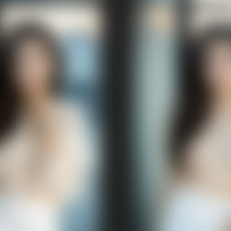 着衣と脱衣を並べた画像です。画像№362
