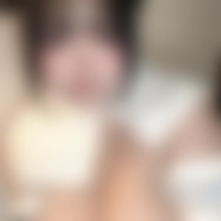 ざぁこチャイナ 顔出してる写真📸
