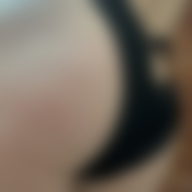 おしりかゆい
ごろごろしてるからあせもかなぁ
ぽりぽり