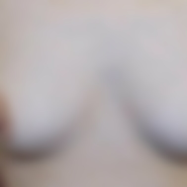 無性に揉みたくなりまして…