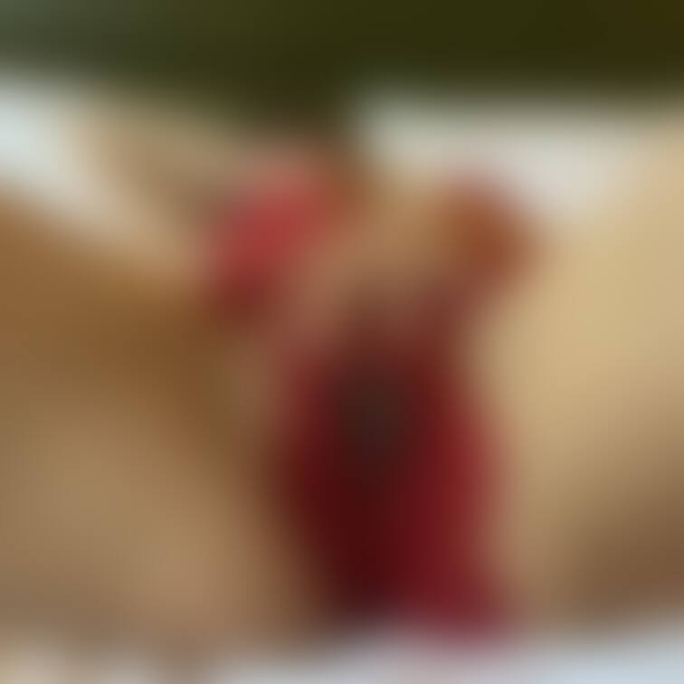 だって、、、
いつもぉ、、こんなふうにぃ、、
ビラビラ、、出しちゃってるのぉ。。。