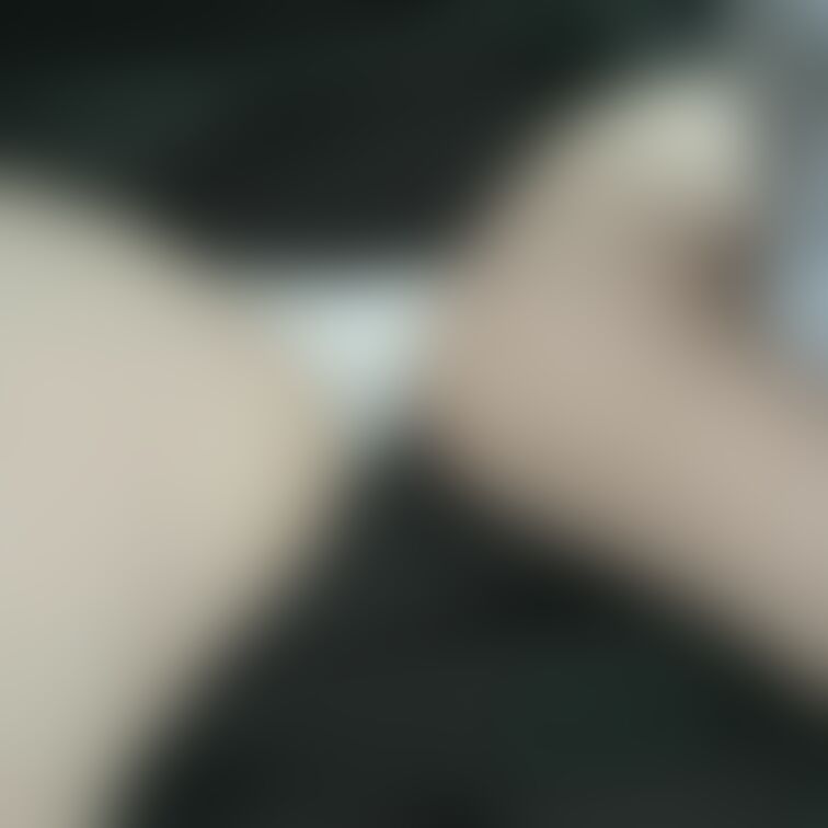 座ったとこを正面から。
会った時も見ないでね？
DMでいっぱい話そ？