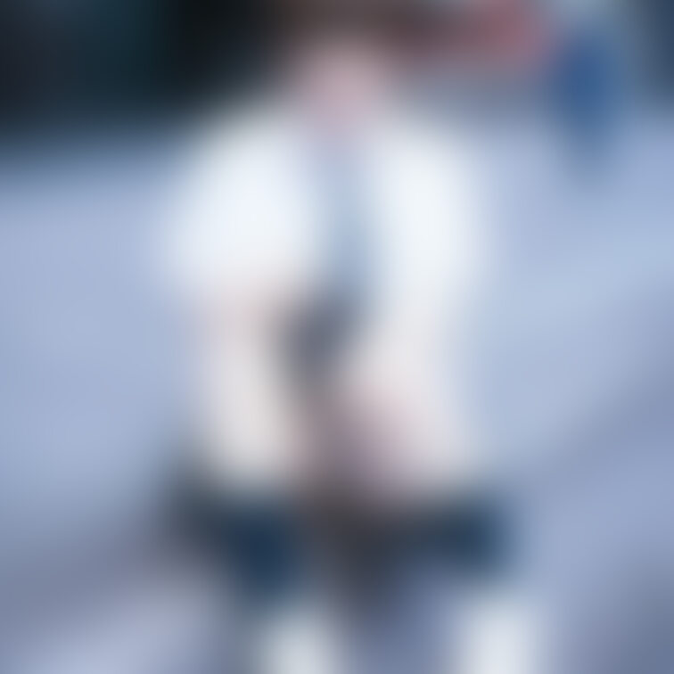 麗幽👻さん
Instagramで消された写真です(><)

制服イメージだったのがマズかったのかしら…？

お
