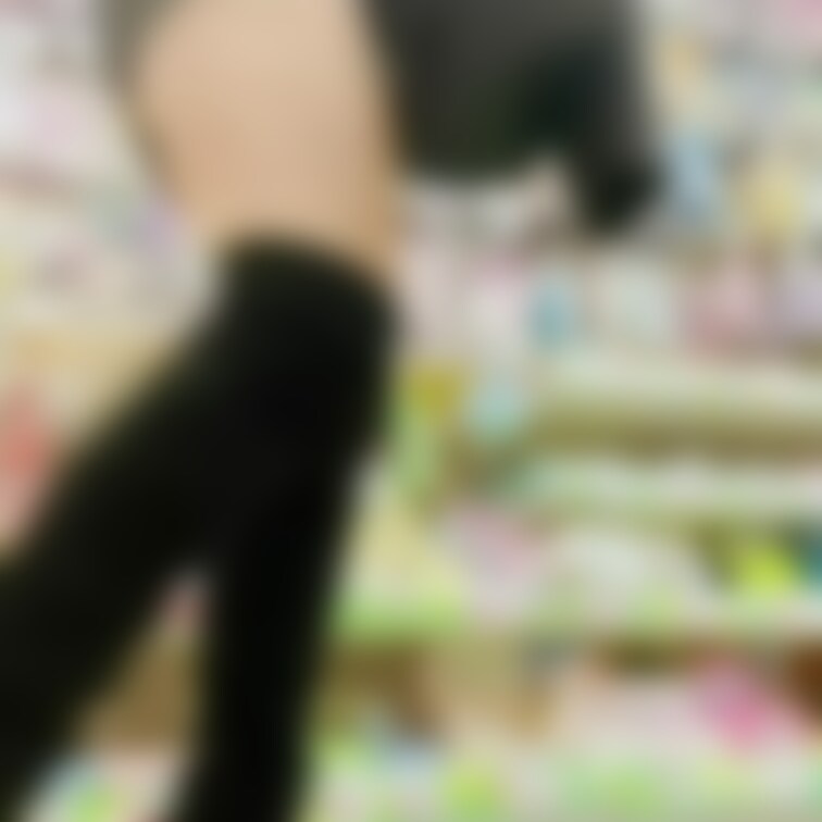 風俗で女の子が次々変わるのって花びら回転でしだっけ？
この場合は尻回転？
あ、違う笑
おしりは変わってなくて触る手