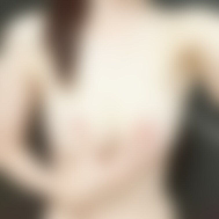 乳首隠れてるよね？笑
