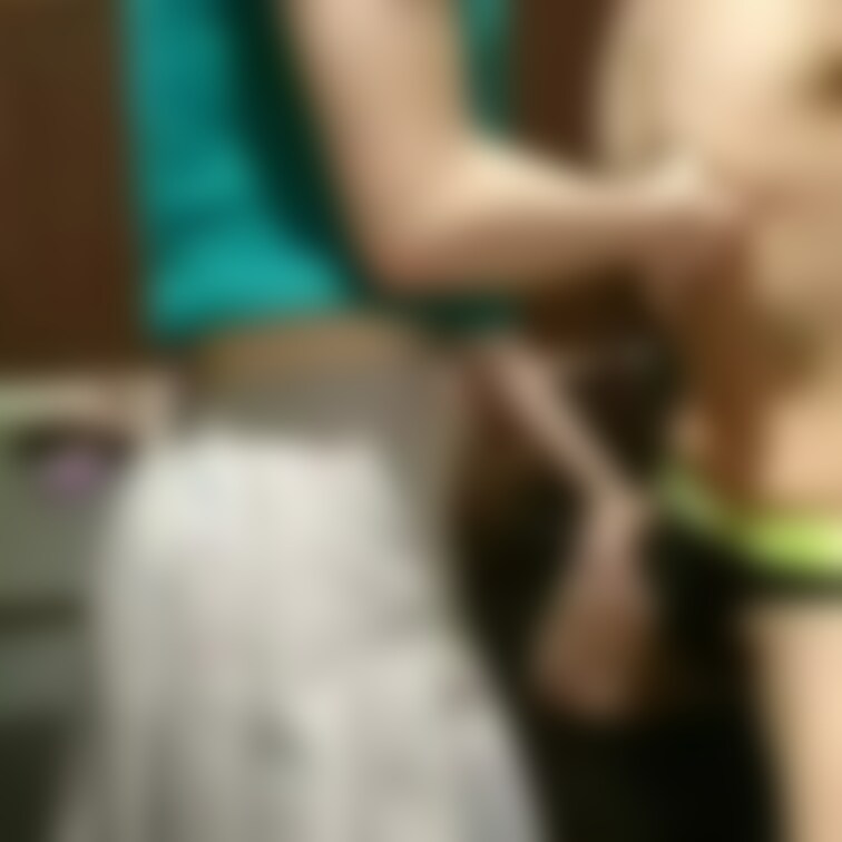 玉をモミモミされるのが…好きなんです…