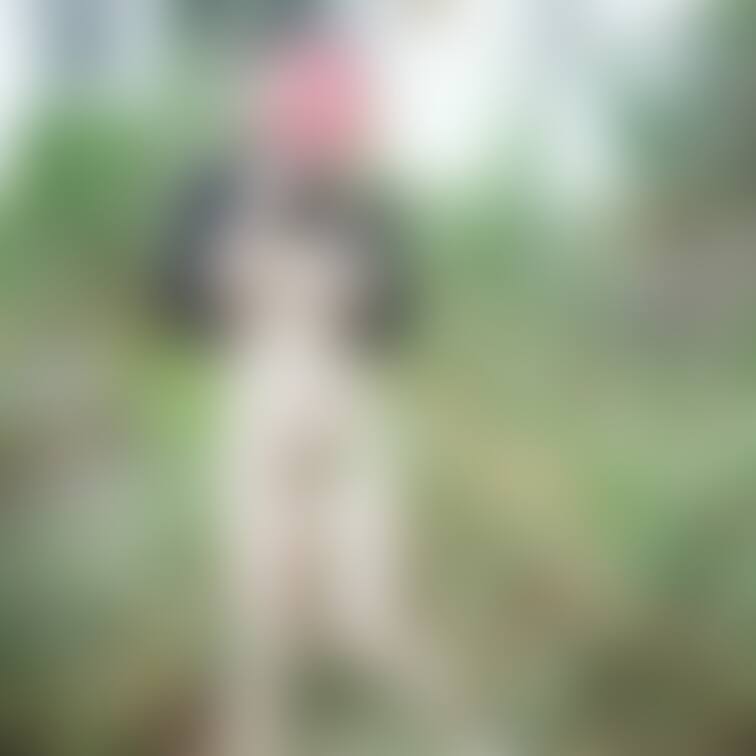 綺麗なおっぱいを共有します。
本当に美乳なモデルさんなんですが、
今は動画NGなんですよね…。

いつか気が変わ