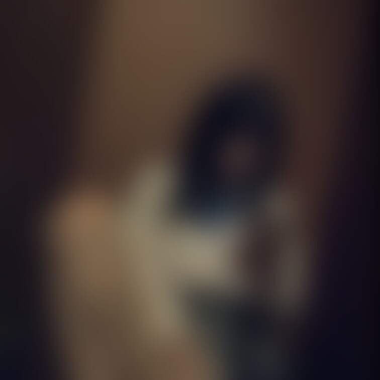 スマホで何を見てるのでしょうか？

↓本編はこちら↓
https://myfans.jp/posts/aea50e